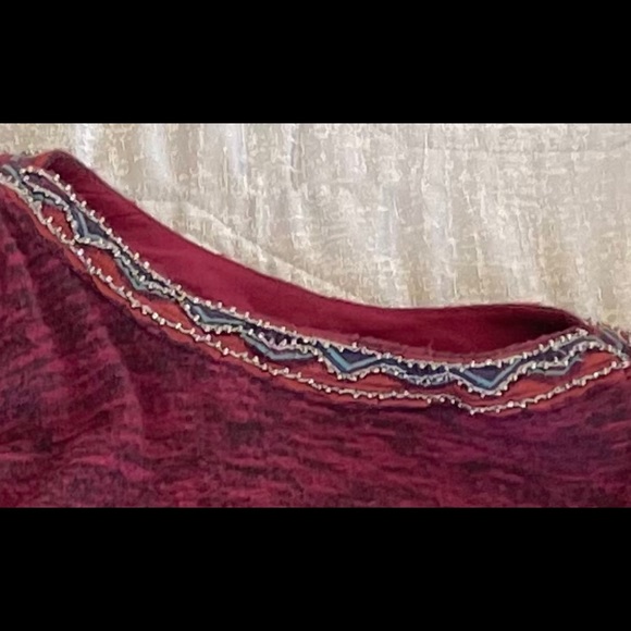 NWT - Peek-a-Boo Beaded Shoulder Shirt. - Picture 2 of 4